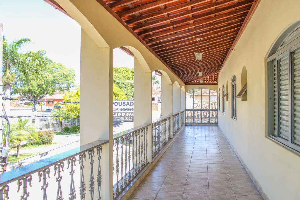 Varanda colonial da Pousada Carrancas