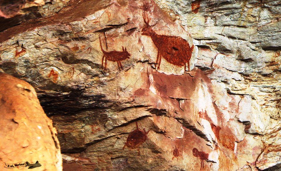 Pinturas rupestres no Sítio Arqueológico Pedra Pintada