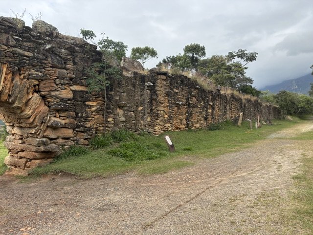 Muro de pedras do Bicame de Pedra