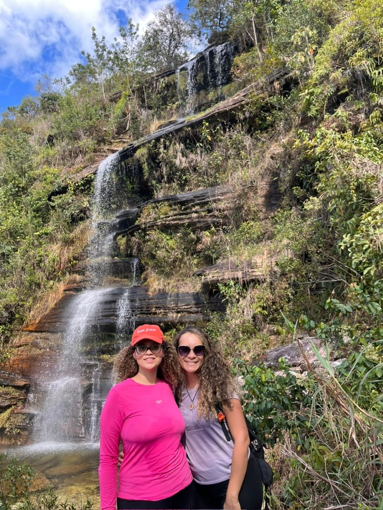 Trilheiras na cachoeira